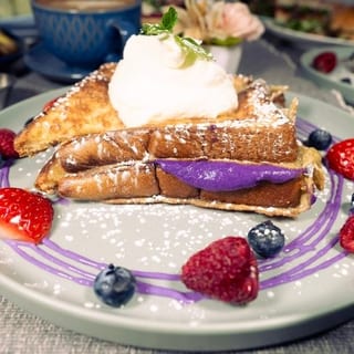 Ube French Toast w/Mixed Berries